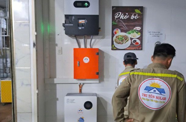 Thi-cong-lap-dat-he-thong-dien-nang-luong-mat-troi